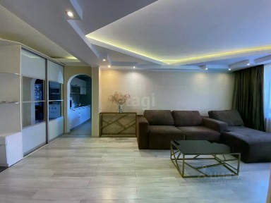 Продается 3-комн. квартира, 70,1 м²