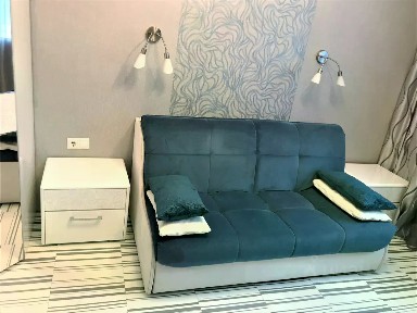 Продаются 2-комн. апартаменты, 65 м²