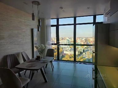 Продается 3-комн. квартира, 129,3 м²
