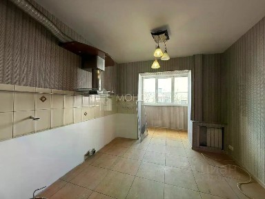 Продается 4-комн. квартира, 78 м²