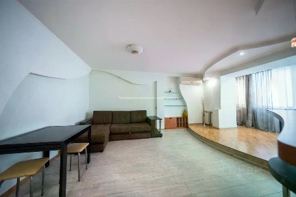 Продается 2-комн. квартира, 56,1 м²