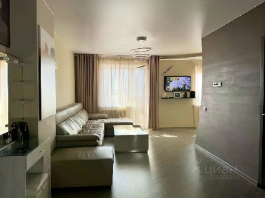Продается 2-комн. квартира, 65 м²