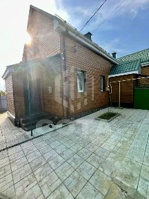 Продается 50% часть дома, 100 м²