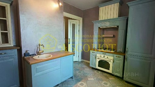 Продается 3-комн. квартира, 61 м²