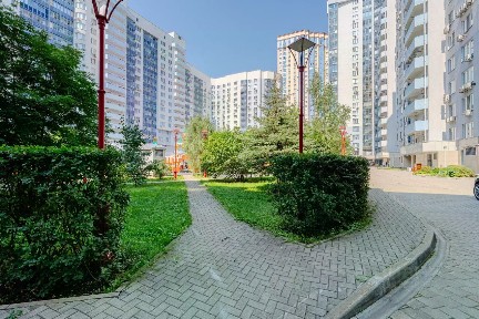 Продается 2-комн. квартира, 81,6 м²