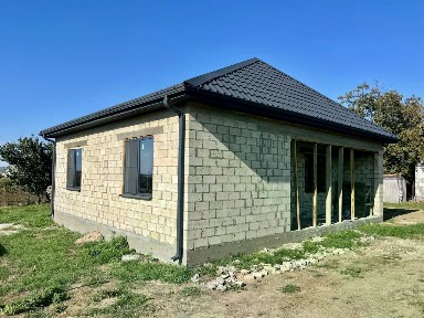 Продается 1-этажный дом, 90 м²