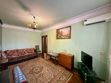 Продается 4-комн. квартира, 84 м²