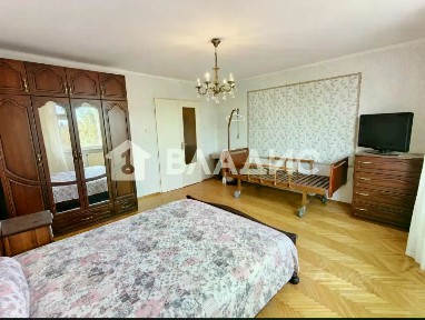 Продается 2-комн. квартира, 59 м²