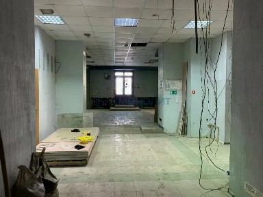 Продается торговая площадь, 443 м²