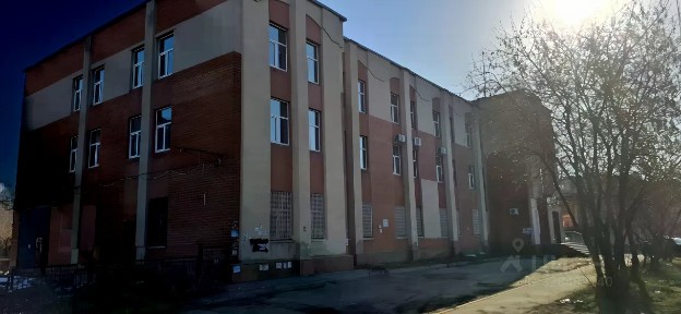 Продается здание, 3 104,9 м²