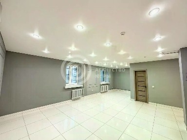 Продается торговая площадь, 102,3 м²