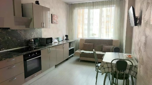 Продается 2-комн. квартира, 74 м²