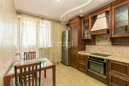 Сдается 3-комн. квартира, 105 м²