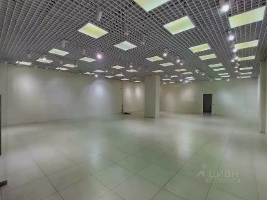 Сдается торговая площадь, 180 м²
