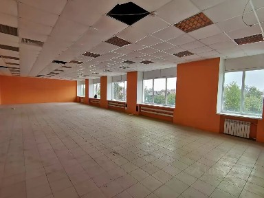 Сдается торговая площадь, 330 м²
