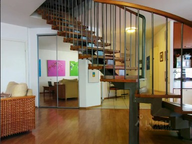 Продается 4-комн. квартира, 139,5 м²
