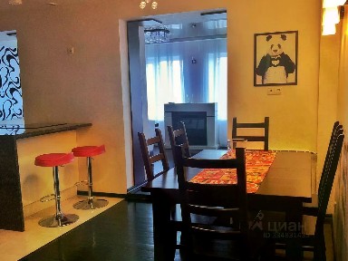 Сдается 4-комн. квартира, 115 м²