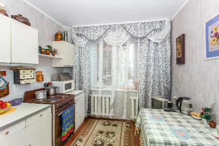 Продается 3-комн. квартира, 64,7 м²