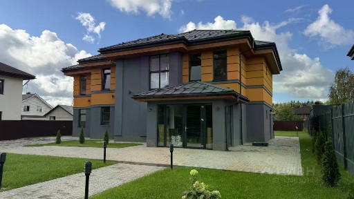 Продается 2-этажный коттедж, 255 м²