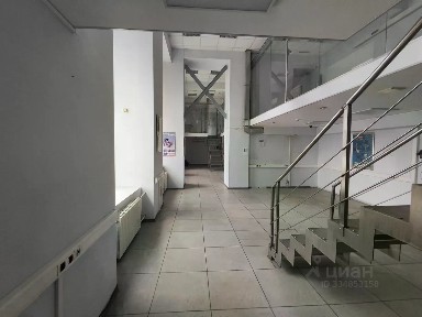 Продается торговая площадь, 216 м²