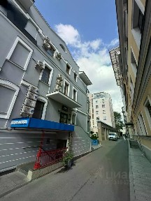 Продается здание, 949,7 м²