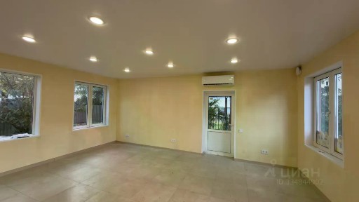 Сдается здание, 100 м²
