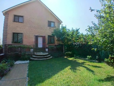 Продается 3-этажный дом, 257 м²