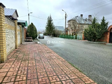 Продается 2-этажный дом, 290 м²