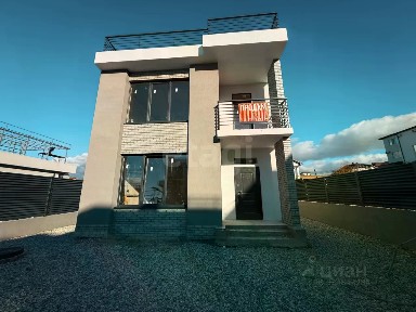 Продается 2-этажный дом, 260 м²