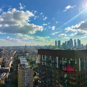 Продается 2-комн. квартира, 105 м²