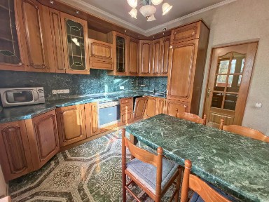 Продается 3-комн. квартира, 97,3 м²