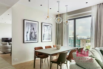 Продается 2-комн. квартира, 74 м²
