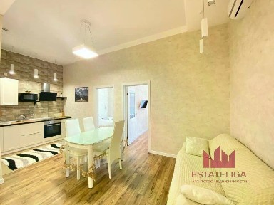 Продаются 3-комн. апартаменты, 63 м²