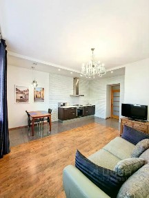 Продается 3-комн. квартира, 104,9 м²