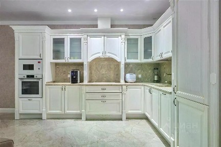 Продается 2-комн. квартира, 111,8 м²
