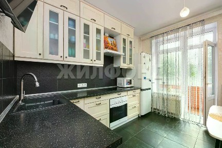 Продается 1-комн. квартира, 40,2 м²