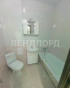 Ростовская область, Ростов-на-Дону, р-н Советский, мкр. Западный, ул. Малиновского, 76Б/87А