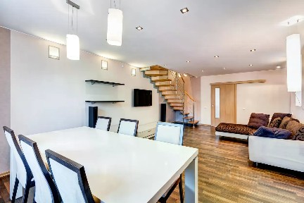 Сдается 4-комн. квартира, 143,2 м²
