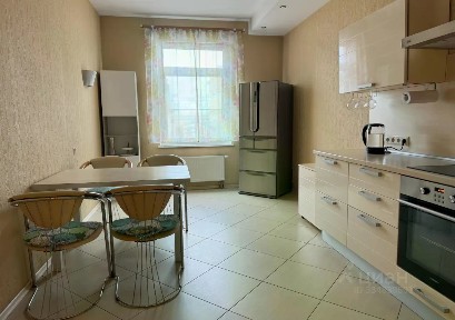 Сдается 2-комн. квартира, 94 м²