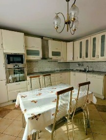 Сдается многокомнатная квартира, 160 м²