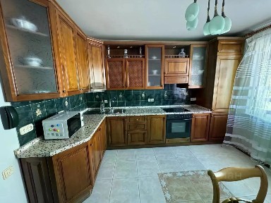 Сдается 4-комн. квартира, 108 м²