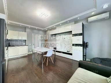 Продается 2-комн. квартира, 67,6 м²