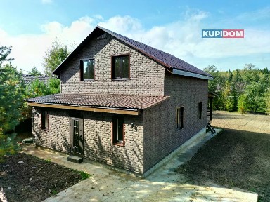 Продается 2-этажный дом, 179 м²