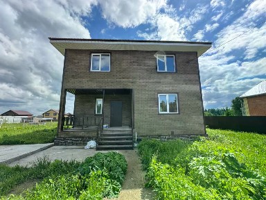 Продается 2-этажный коттедж, 200 м²