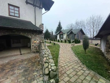 Сдается 2-этажный коттедж, 250 м²