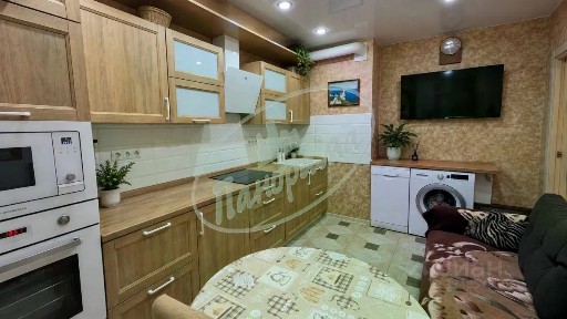 Продается 1-комн. квартира, 42,81 м²