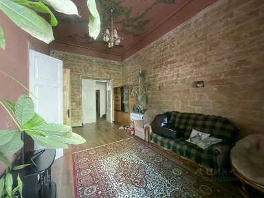 Продается 4-комн. квартира, 115 м²