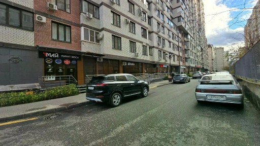 Продается торговая площадь, 85 м²