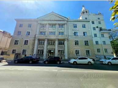 Продается 2-комн. квартира, 65 м²