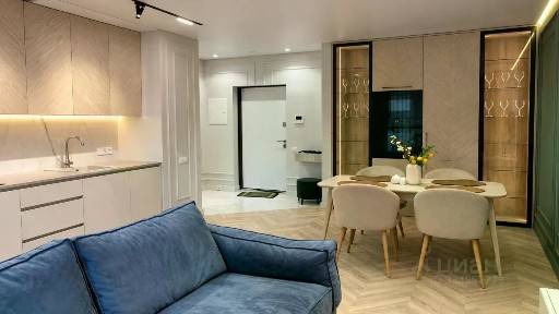 Продается 2-комн. квартира, 42,4 м²